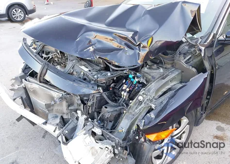 2018 Honda Civic Lx из США, поврежденный, VIN 2HGFC2F54JH573272